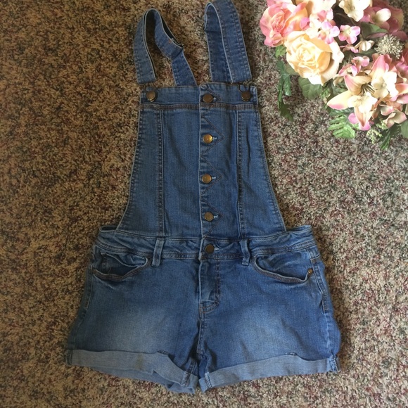 Denim - Denim overall shorts